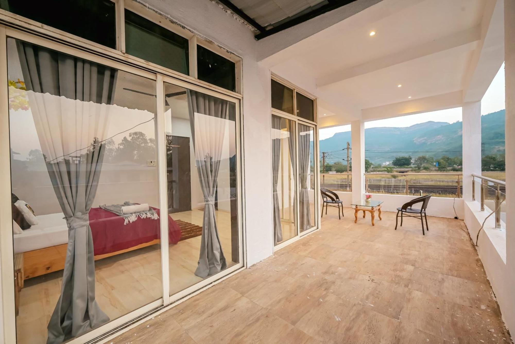 Ll Empyrean Stays II 6Bhk Big Daddy Villa II Private Pool II Ac II View Ll Лонавала Экстерьер фото